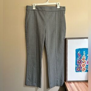 Ann Taylor Black and White Houndstooth Pants